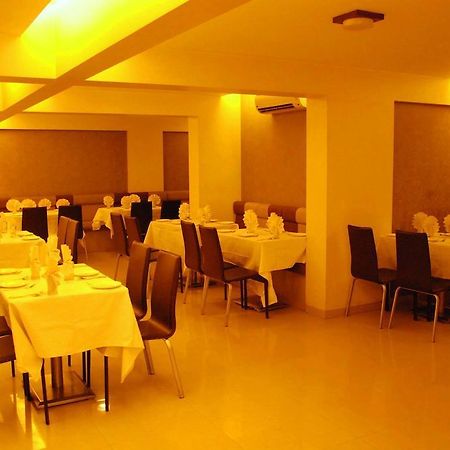 Hotel Tanish Residency Navi Mumbai Extérieur photo